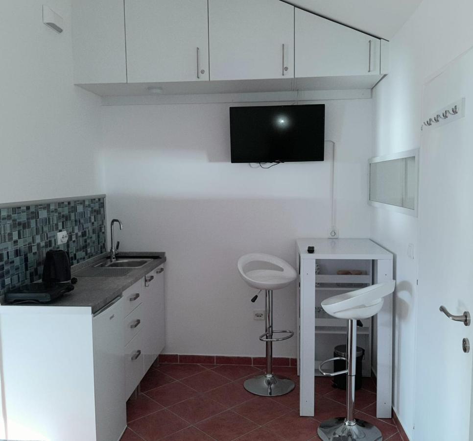 Ferienwohnung Adriabay Studio Tivat Exterior foto