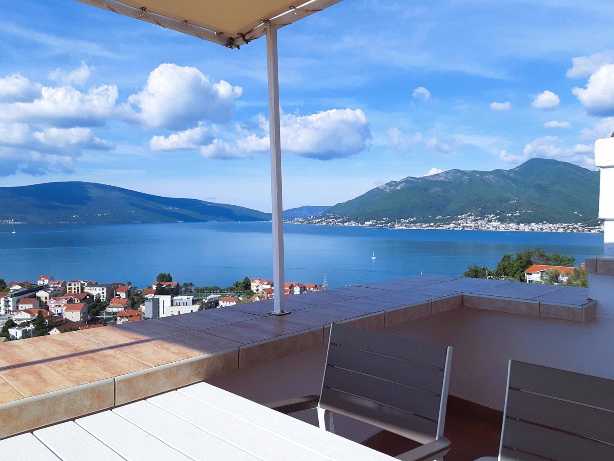 Ferienwohnung Adriabay Studio Tivat Exterior foto